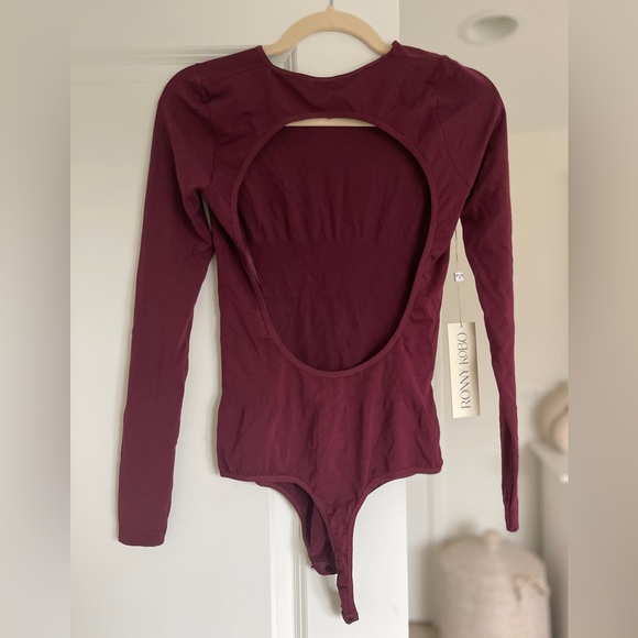 RONNY KOBO KEYHOLE BACK LONG SLEEVE BODYSUIT - Picture 5 of 5